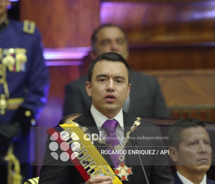 POSESION NOBOA ASAMBLEA