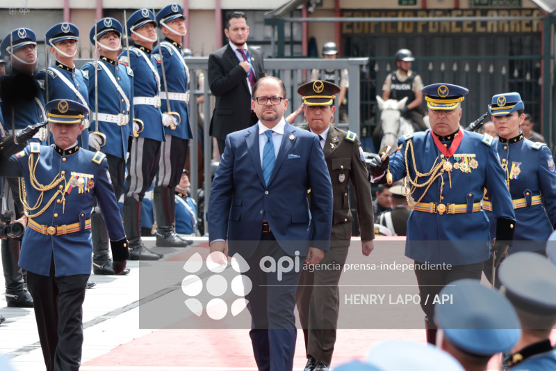 ALFOMBRA ROJA