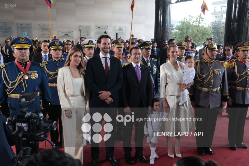 ALFOMBRA ROJA