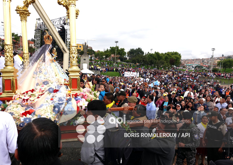 CUENCA-MISA CAMPAL VIRGEN DEL CISNE-MIRAFLORES