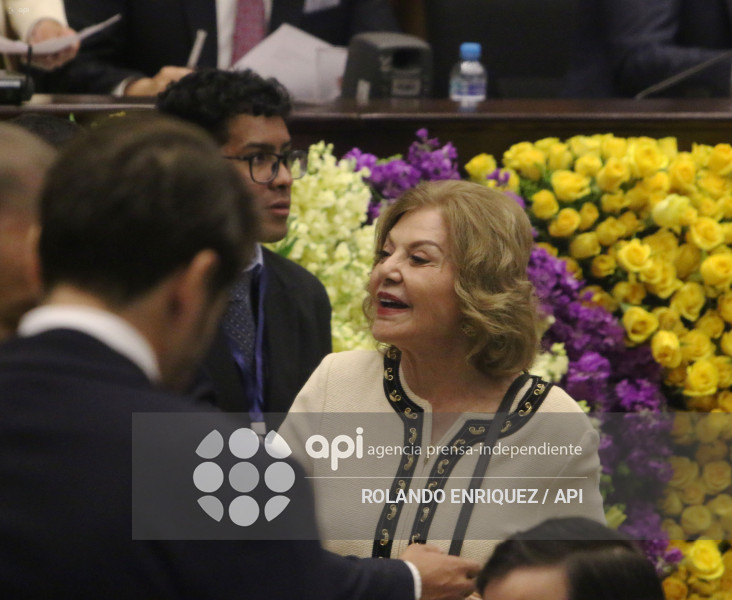 POSESION NOBOA ASAMBLEA