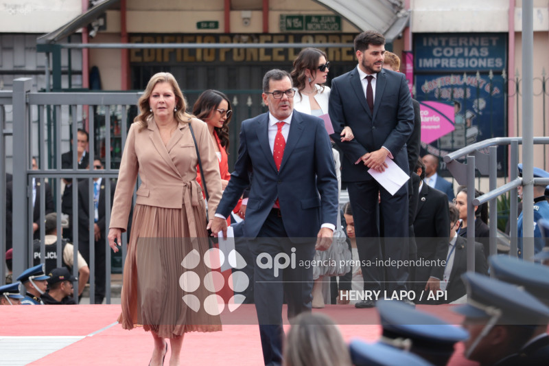 ALFOMBRA ROJA