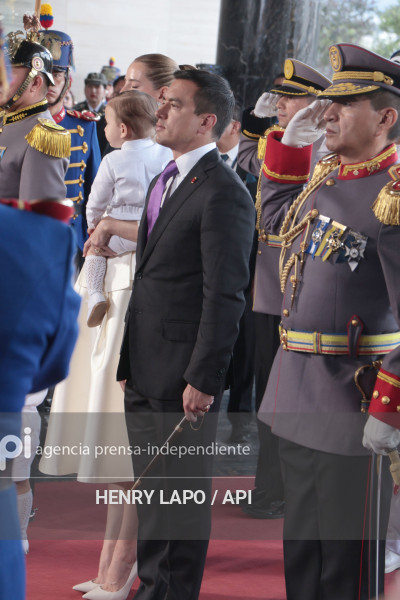 ALFOMBRA ROJA