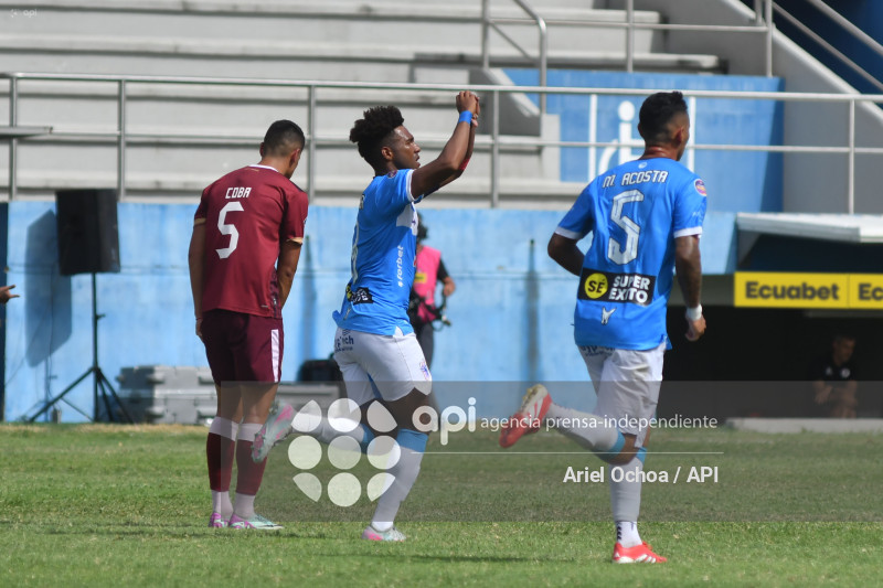 FBL-LIGAPRO-MANTA-VINO TINTO