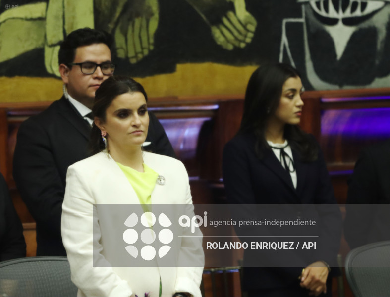 POSESION NOBOA ASAMBLEA
