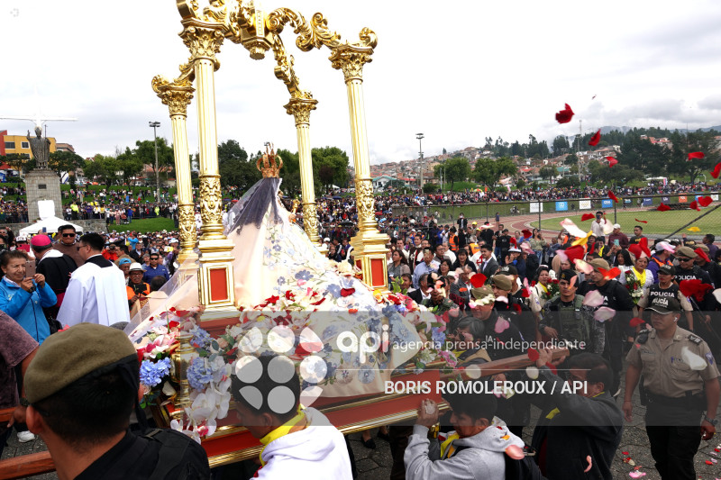CUENCA-MISA CAMPAL VIRGEN DEL CISNE-MIRAFLORES