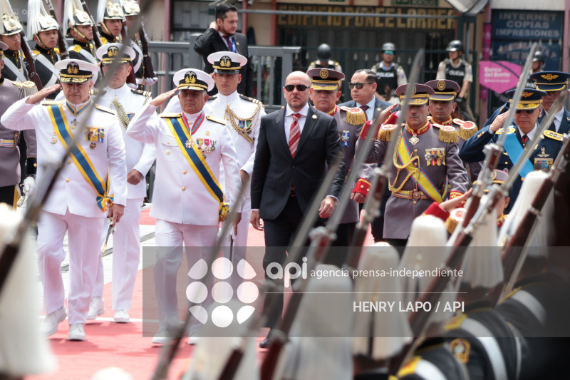 ALFOMBRA ROJA