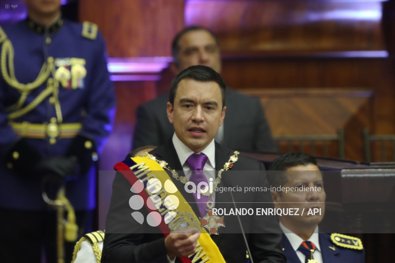 POSESION NOBOA ASAMBLEA