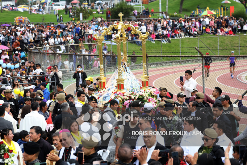 CUENCA-MISA CAMPAL VIRGEN DEL CISNE-MIRAFLORES