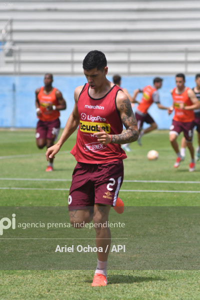 FBL-LIGAPRO-MANTA-VINO TINTO