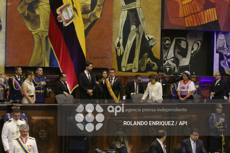 POSESION NOBOA ASAMBLEA