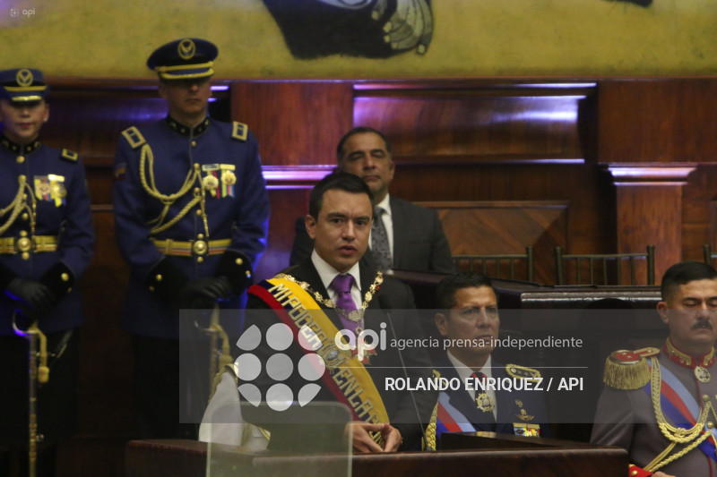 POSESION NOBOA ASAMBLEA