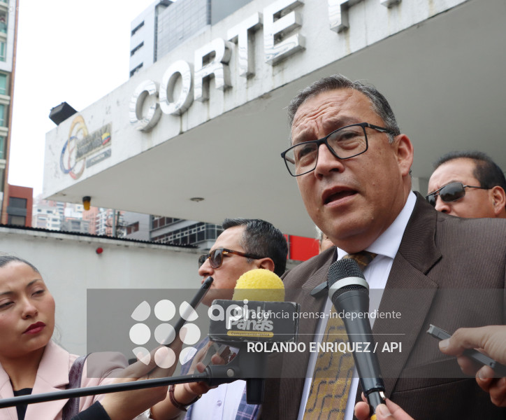 NESTOR MARROQUIN PRESENTAN DEMANDA CONTRA PABEL MUNOZ
