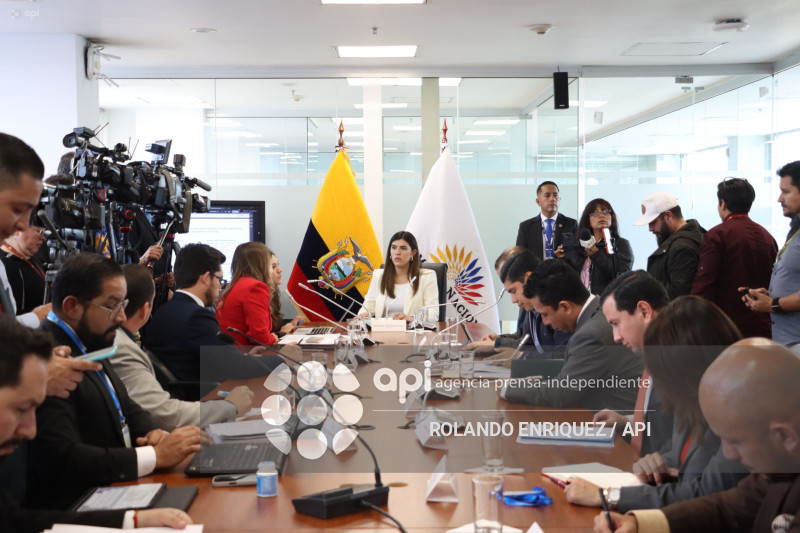 COMISION DESARROLLO RECIBE EMPRESARIOS LEY ECONOMICA