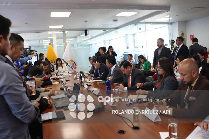 COMISION DESARROLLO RECIBE EMPRESARIOS LEY ECONOMICA