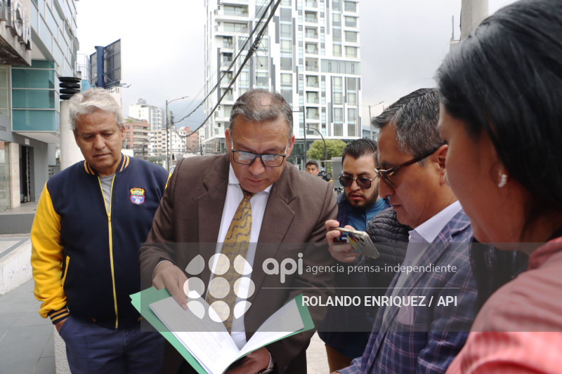 NESTOR MARROQUIN PRESENTAN DEMANDA CONTRA PABEL MUNOZ