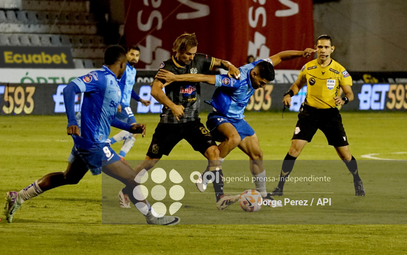 FBL LIGA PRO MACARA MANTA