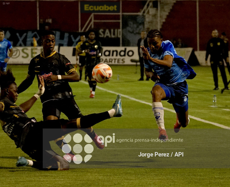 FBL LIGA PRO MACARA MANTA