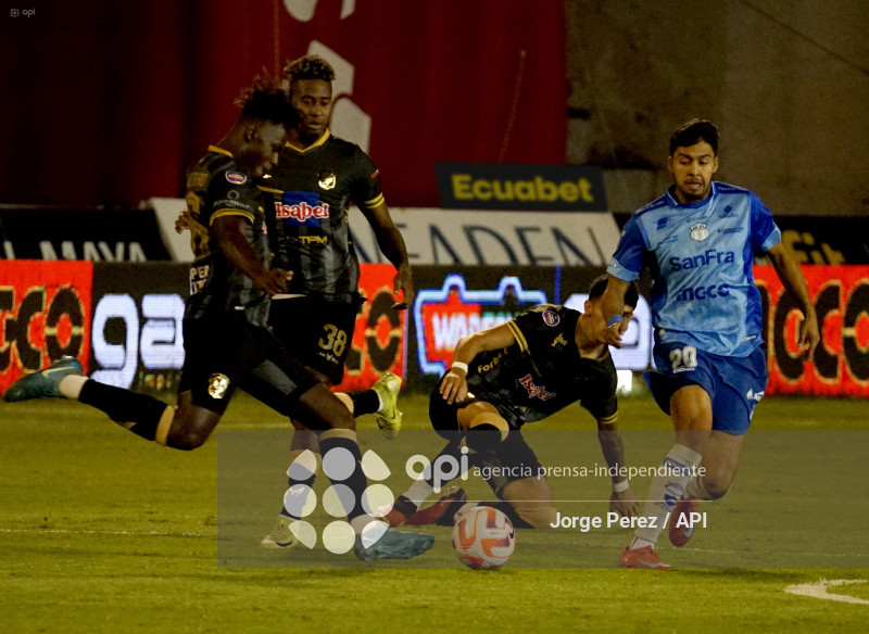 FBL LIGA PRO MACARA MANTA