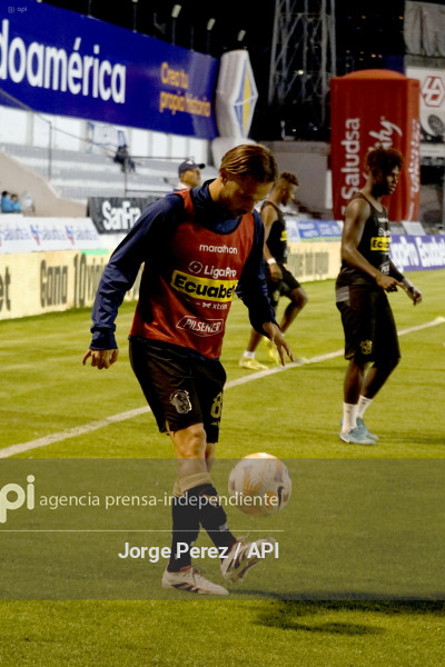 FBL LIGA PRO MACARA MANTA