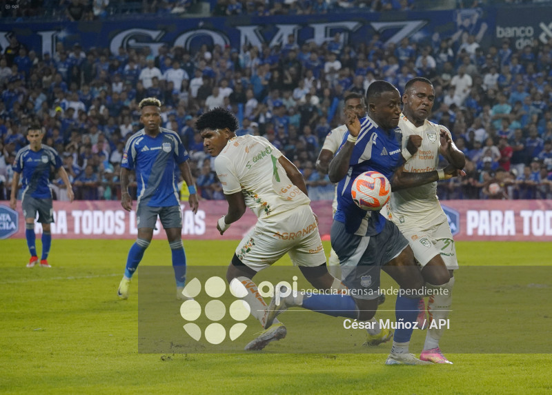 FBL-LIGAPRO-EMELEC-ORENSE