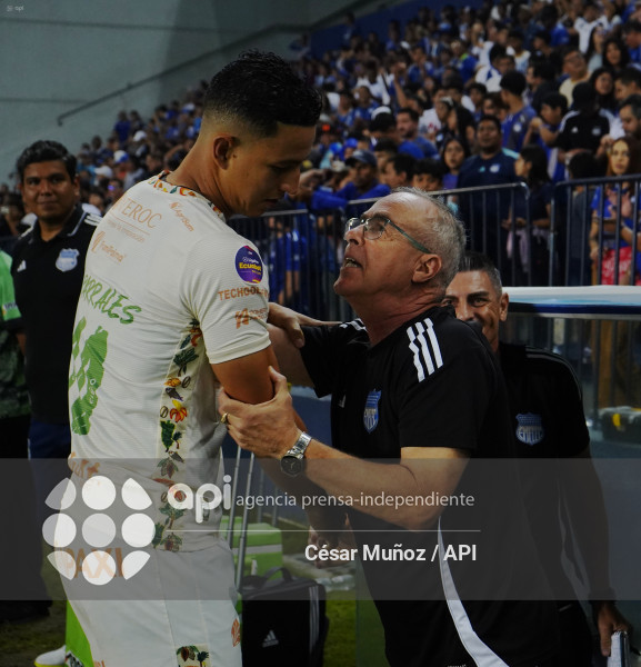 FBL-LIGAPRO-EMELEC-ORENSE