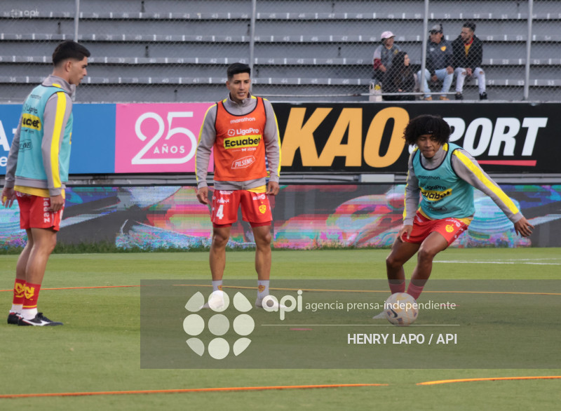 FBL LIGAPRO AUCAS VS BARCELONA