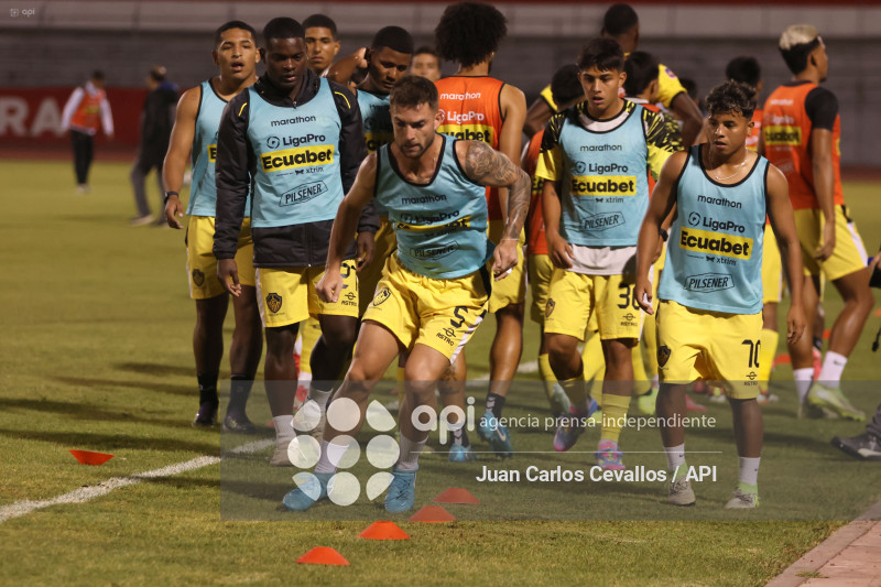 FBL-LIGAPRO-ECUABET-IMBABURA S.C-CHACARITAS F.C