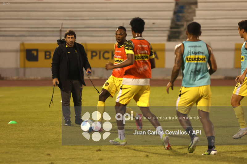 FBL-LIGAPRO-ECUABET-IMBABURA S.C-CHACARITAS F.C