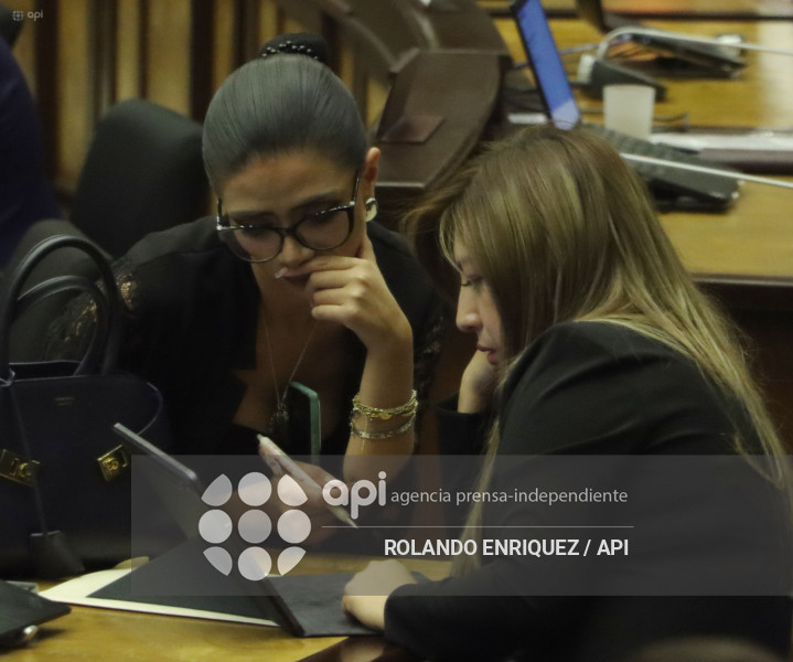 ASAMBLEA APRUEBA INSTALACION BASES MILITARES EXTRANJERAS
