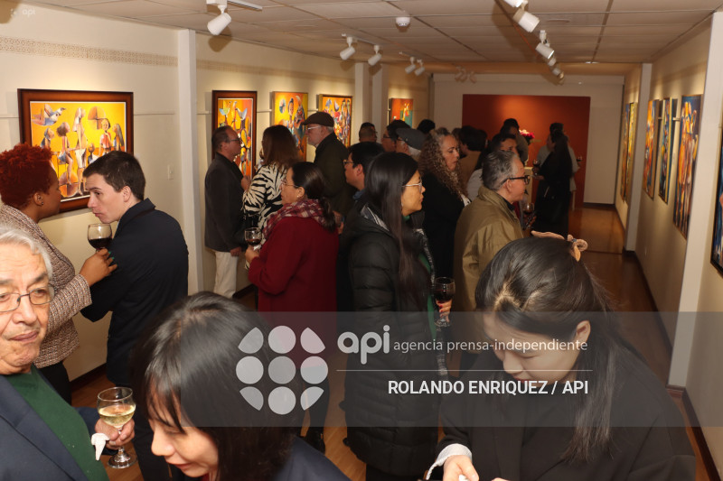 EXPOSICION PICTORICA DE OLMEDO QUIMBITA