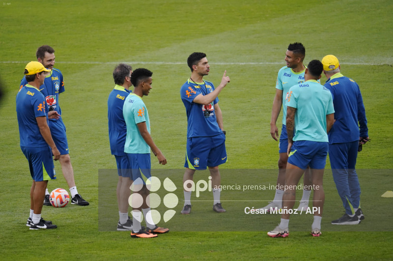 GYE-ENTRENAMIENTO BRASIL
