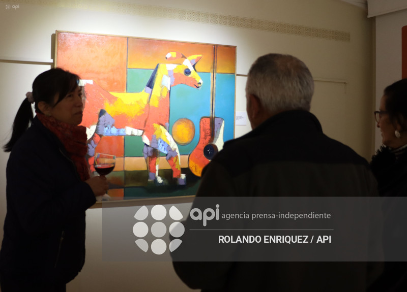 EXPOSICION PICTORICA DE OLMEDO QUIMBITA