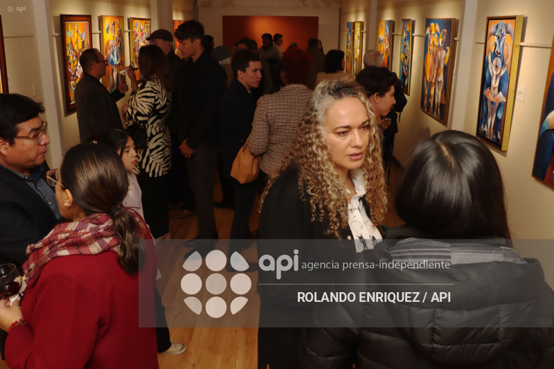 EXPOSICION PICTORICA DE OLMEDO QUIMBITA
