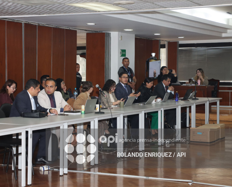 CASO VIDRIO LIBRE  ABOGADOS JORGE GLAS