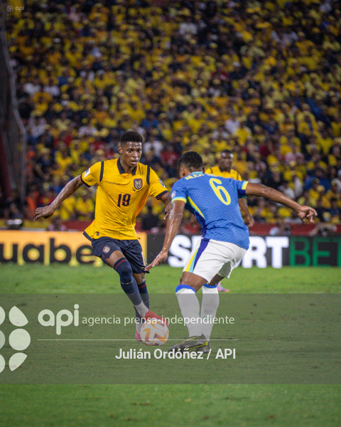 FBL-ELIMINATORIAS-ECUADOR-BRASIL
