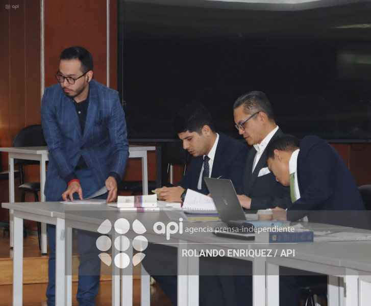 CASO VIDRIO LIBRE  ABOGADOS JORGE GLAS