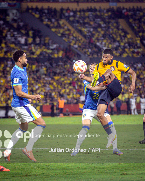 FBL-ELIMINATORIAS-ECUADOR-BRASIL
