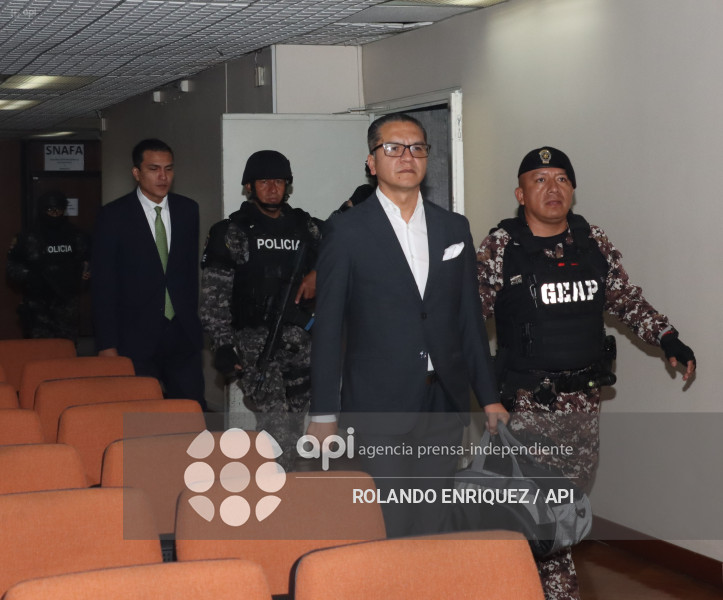 CASO VIDRIO LIBRE  ABOGADOS JORGE GLAS
