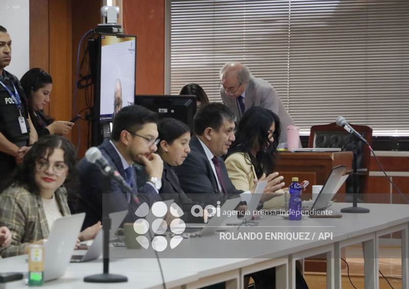 CASO VIDRIO LIBRE  ABOGADOS JORGE GLAS