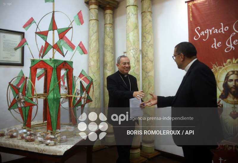 CUENCA-RUEDA DE PRENSA-CORPUS CRISTI
