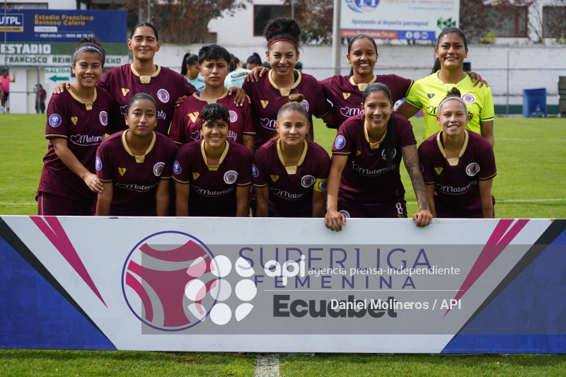FBL FEMENINA VINO TINTO EMELEC