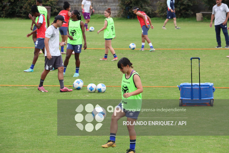 FBL SUPERLIGA FEMENINA CATOLICA VS LEONES DEL NORTE