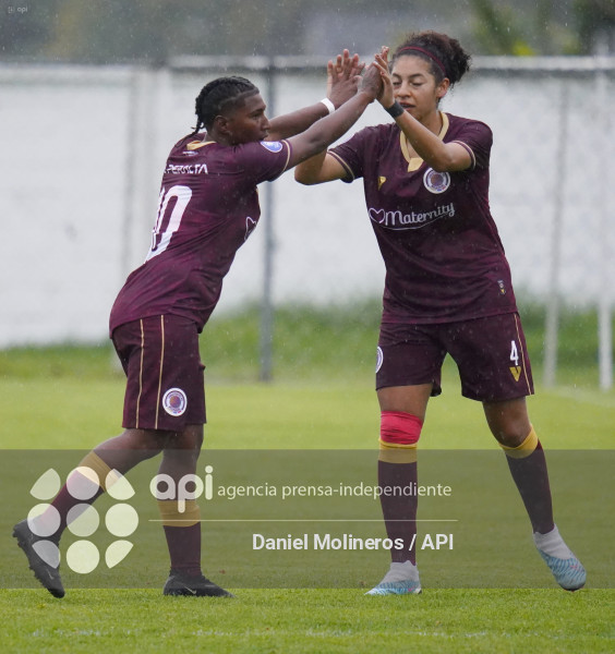 FBL FEMENINA VINO TINTO EMELEC