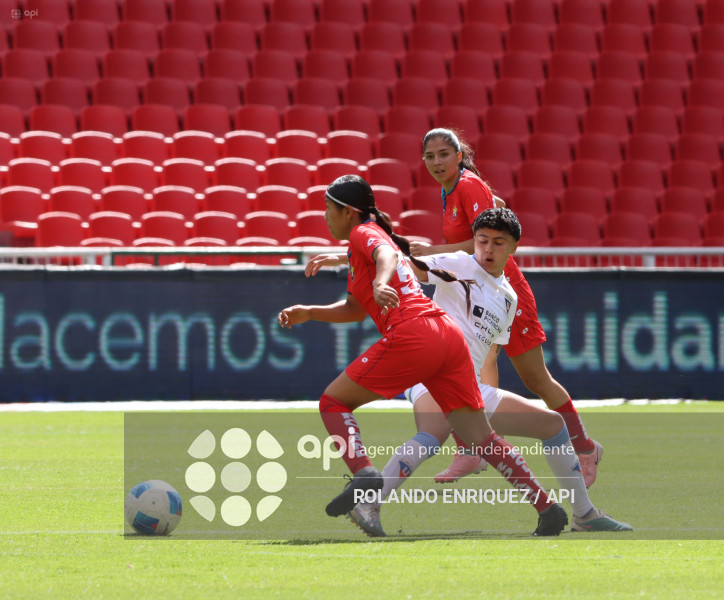 FBL SUPERLIGA FEMENINA LDU QUITO VS NACIONAL