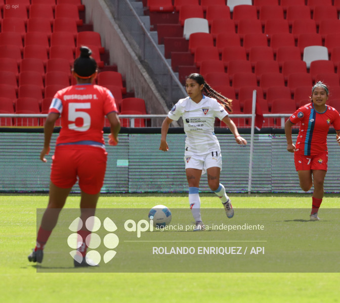 FBL SUPERLIGA FEMENINA LDU QUITO VS NACIONAL