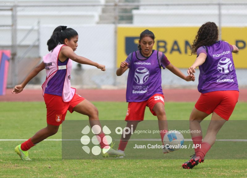 FBL-SUPERLIGA-DEPORTIVO IBARRA-ESPUCE