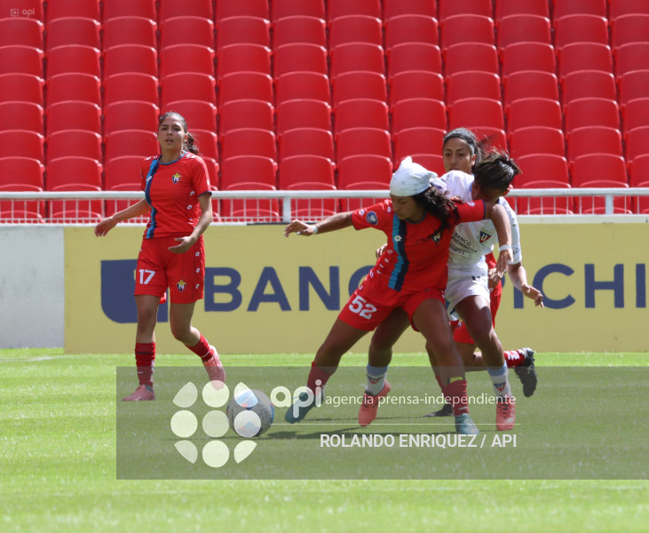 FBL SUPERLIGA FEMENINA LDU QUITO VS NACIONAL