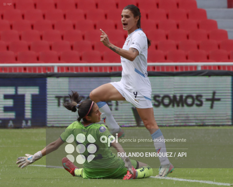 FBL SUPERLIGA FEMENINA LDU QUITO VS NACIONAL