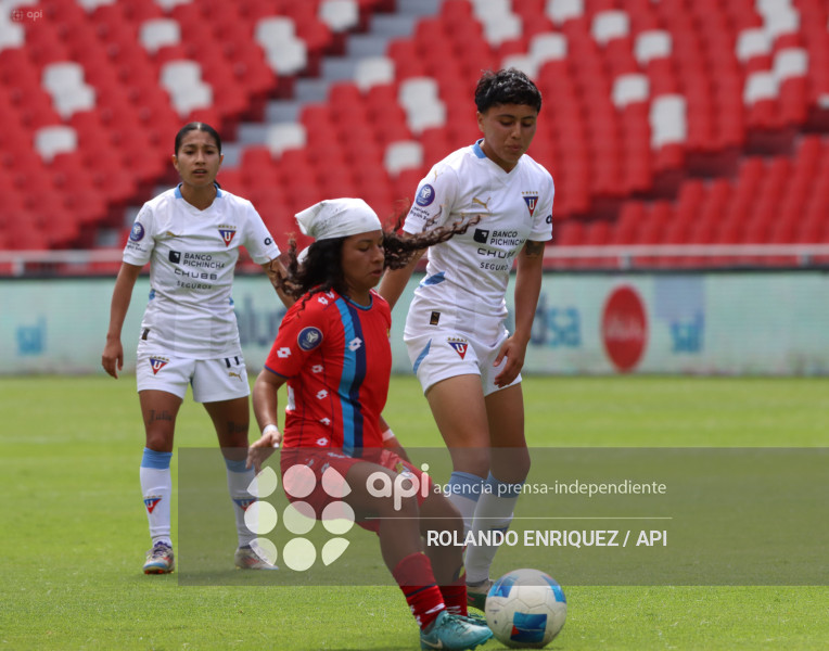 FBL SUPERLIGA FEMENINA LDU QUITO VS NACIONAL